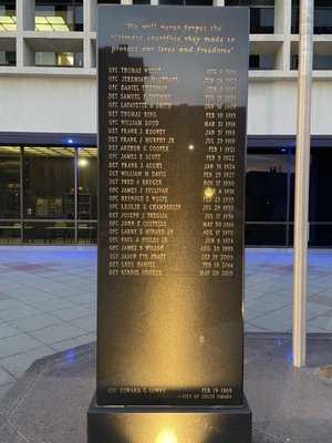 Photo Omaha Police Memorial