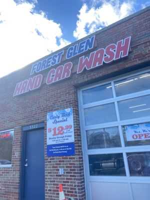 Photo Forest Glen Hand Car Wash