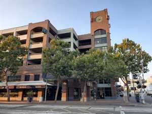 Photo Jack London’s Waterfront Parking