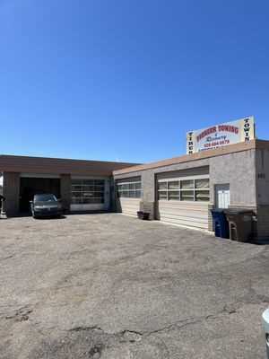 Photo Pioneer Towing & Recovery