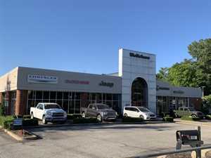 Photo Wolfchase Chrysler Dodge Jeep RAM