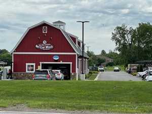 Photo Moo Moo Express Car Wash - South High