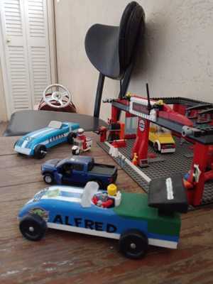 Photo Larry’s Service Center