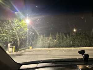 Photo Midway Airport Cell Phone Lot