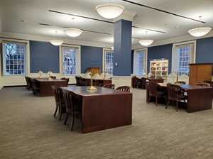 Photo Bridwell Library - SMU