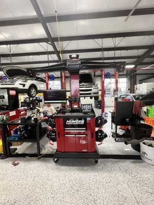 Photo Louisville Automotive Shop