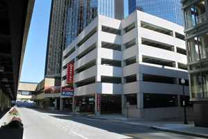 Photo Port Atwater Parking Garage