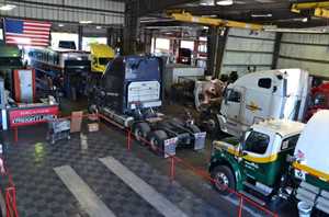 Photo Orlando Freightliner