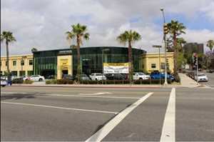 Photo Santa Monica Chrysler Dodge Jeep Ram