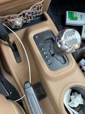 Photo H2O Hand Car Wash & Detail