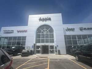 Photo Apple Chrysler Dodge Jeep Ram