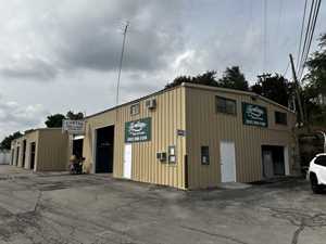 Photo Heritage Body & Frame - Anderson Mill