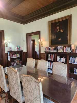 Photo Milton H. Latter Memorial Library