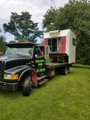 Photo Backyard-Boyz Towing