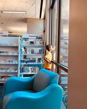 Photo George W. Hawkes Downtown Library - Arlington Public Library