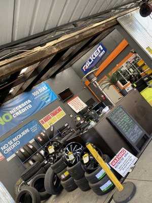 Photo Durango Tires & Wheels