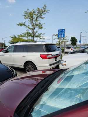Photo O’Hare Parking