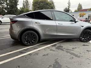 Photo Luxury Tint & Glass Replacement