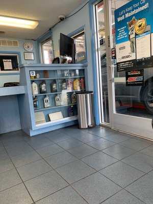 Photo Kwik Kar Camp Bowie