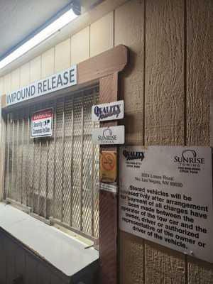 Photo A Sunrise Towing