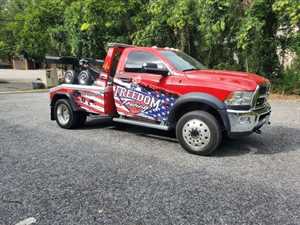 Photo Freedom Towing