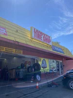 Photo Lafayette Tire Shop