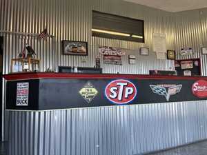 Photo Caresno Auto Body & Repair