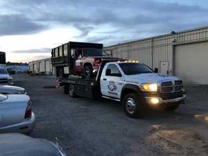 Photo E & R Towing