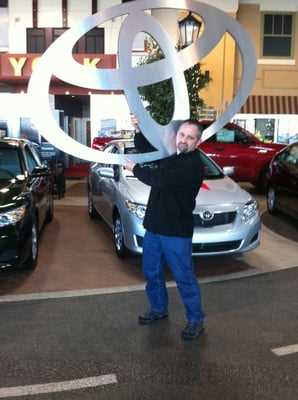 Photo McGrath Elmhurst Toyota