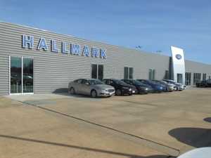 Photo Hallmark Ford